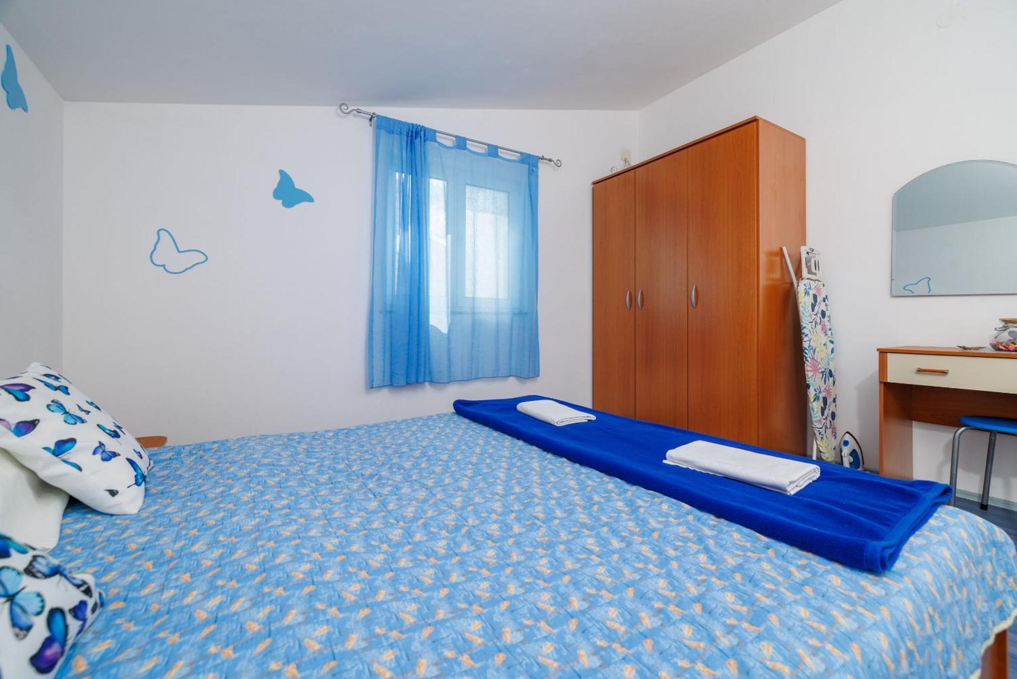 Apartments Mirela カルロバッグ エクステリア 写真